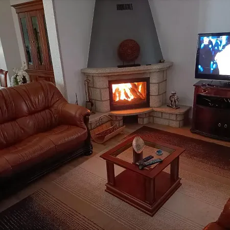 펜션 Casa Amarela Da Canicada 비에이라도미노