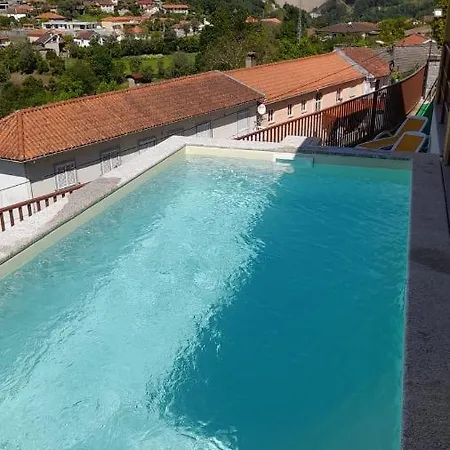 펜션 Casa Amarela Da Canicada 비에이라도미노