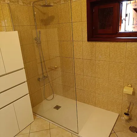 Casa Amarela Da Canicada * Vieira do Minho