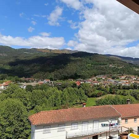 Casa de Férias Casa Amarela Da Caniçada