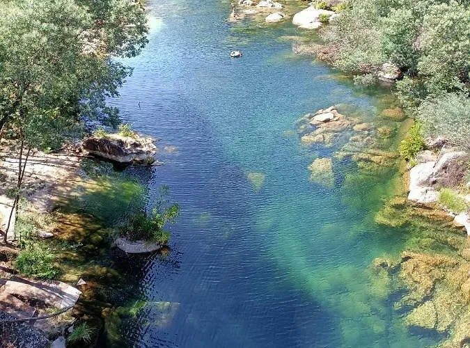 Casa de Férias Casa Amarela Da Caniçada Vieira do Minho
