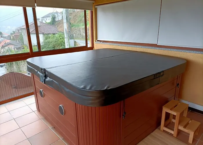 Casa Amarela Da Canicada