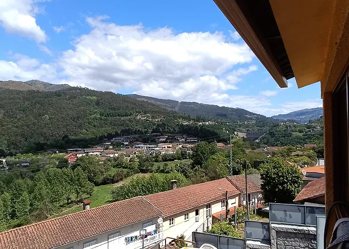 Casa Amarela Da Caniçada