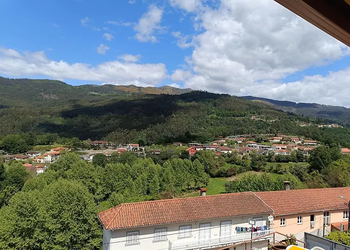 Сasa de vacaciones Casa Amarela Da Canicada